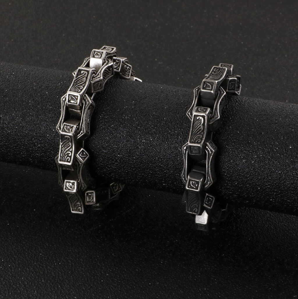 European-Inspired Stainless Steel Fashion Jewelry